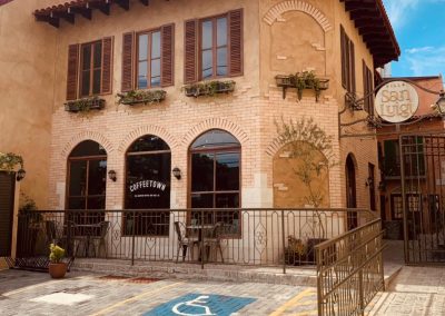 Villa San Luigi | Centro Comercial & Gastronômico